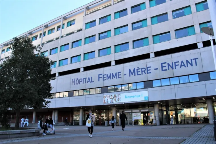 Taxi conventionné CPAM à Lyon , Annecy, AJR Annecy